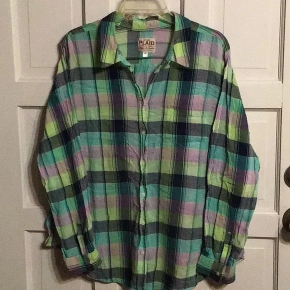 OLD NAVY PLAID LONG SLEEVE SHIRT - Picture 1 of 9